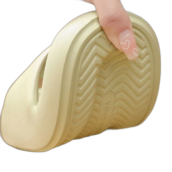 SoleSoothe-Pantoufle-orthopedique-confortable-contre-les-douleurs-de-la-voute-plantaire-2 SoleSoothe-Pantoufle-orthopedique-confortable-contre-les-douleurs-de-la-voute-plantaire-2